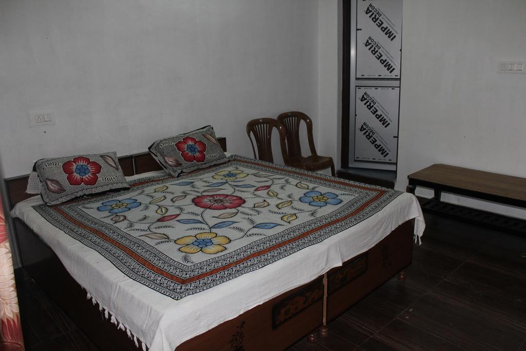 Mohinder & Mohindra Home Stay Bir  Exterior photo
