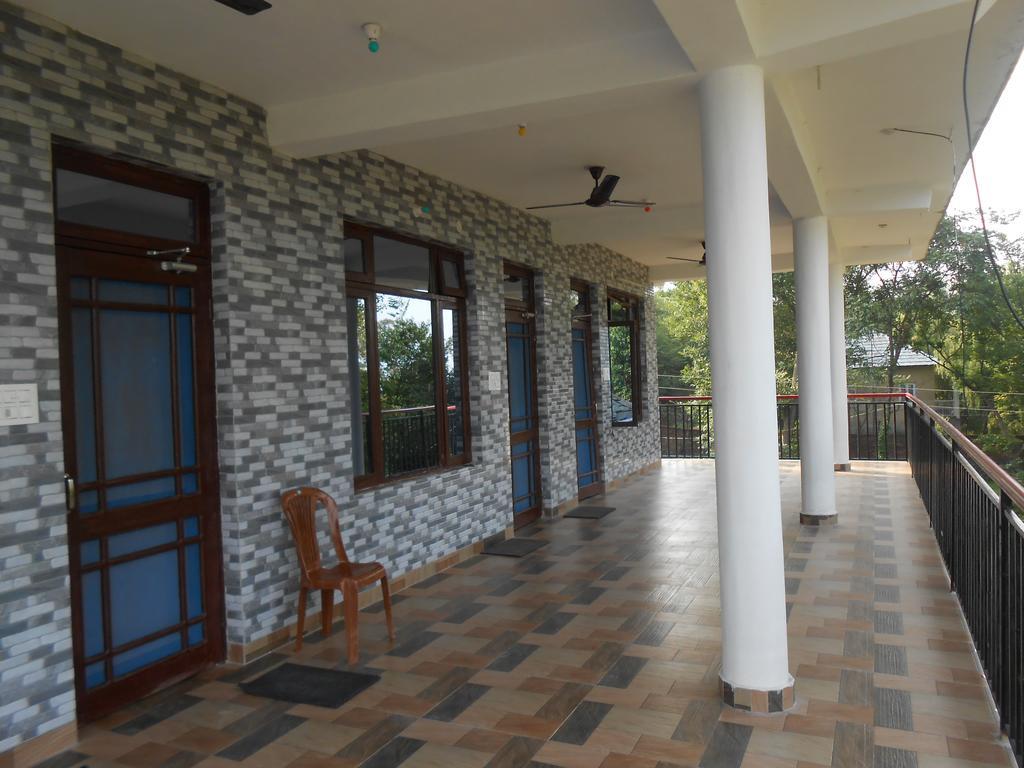Mohinder & Mohindra Home Stay Bir  Exterior photo